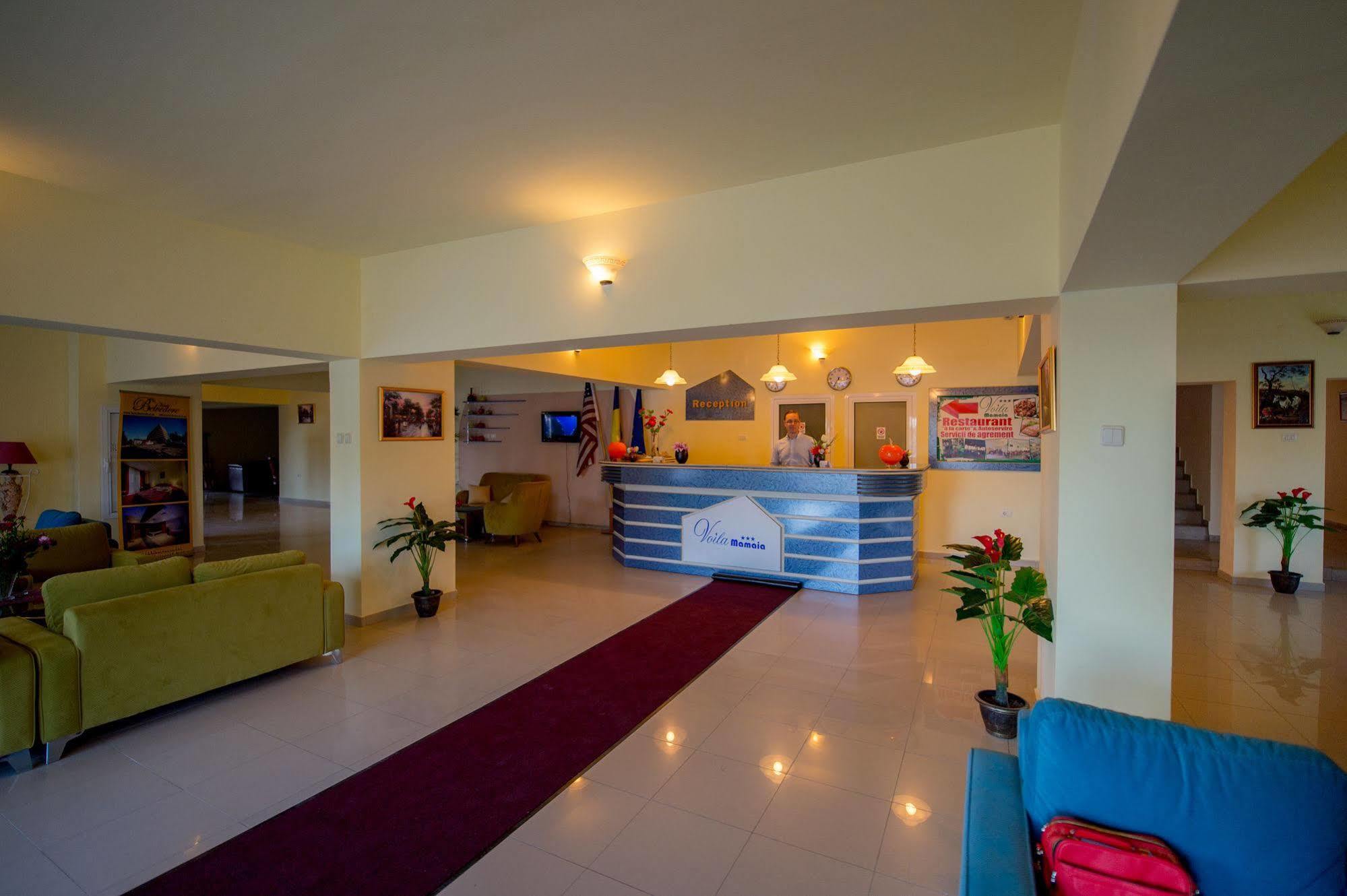 Voila Mamaia Hotel Bagian luar foto